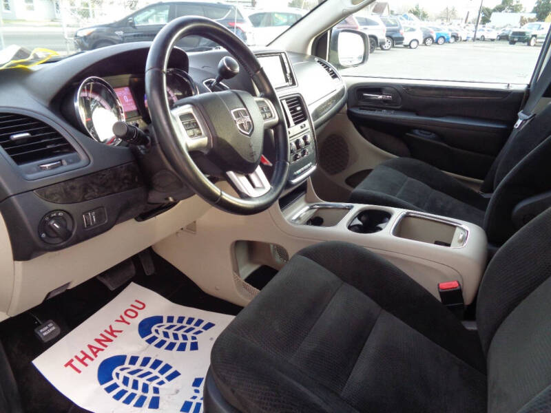 2016 Dodge Grand Caravan SXT Plus