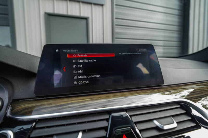 2018 BMW 5 Series 540i