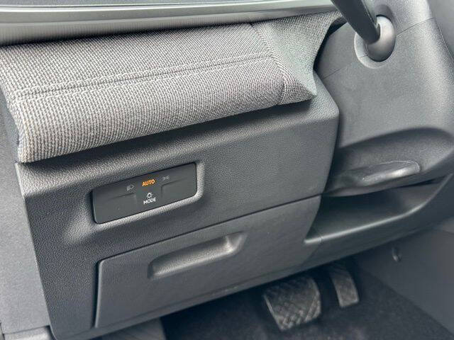 2025 Volkswagen Tiguan S 4Motion