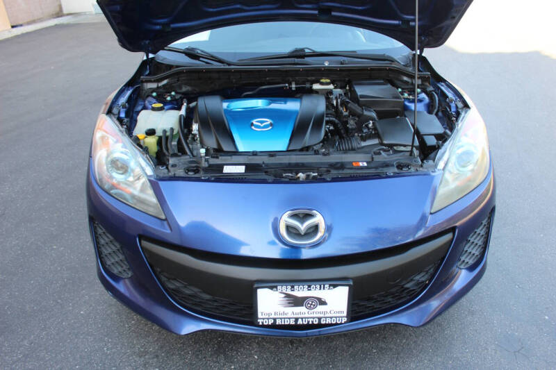 2013 Mazda MAZDA3 i Touring