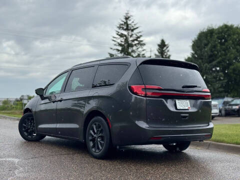2021 Chrysler Pacifica Touring L