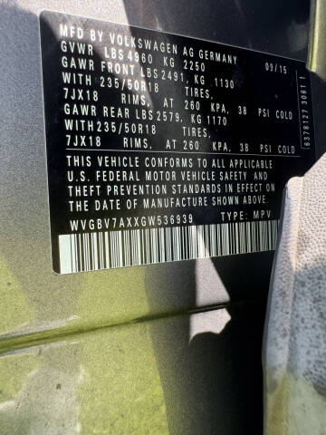 2016 Volkswagen Tiguan 2.0T R-Line 4Motion