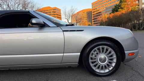 2004 Ford Thunderbird Deluxe