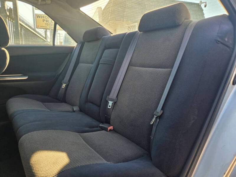 2003 Toyota Camry SE V6