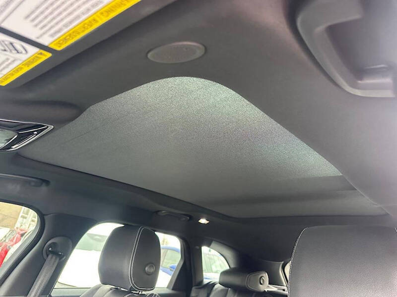 2023 Land Rover Range Rover Velar P250 R-Dynamic S