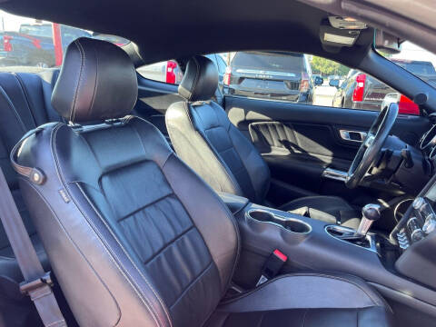 2021 Ford Mustang EcoBoost