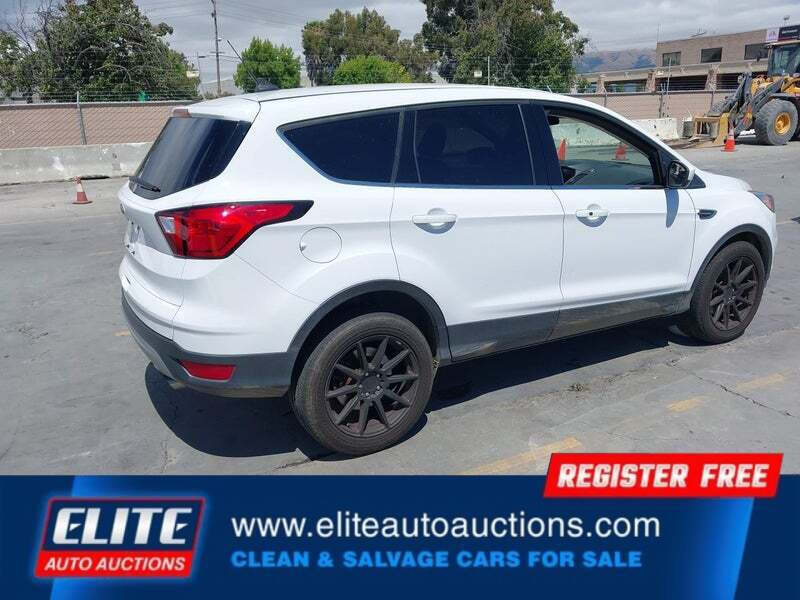 2019 Ford Escape SE
