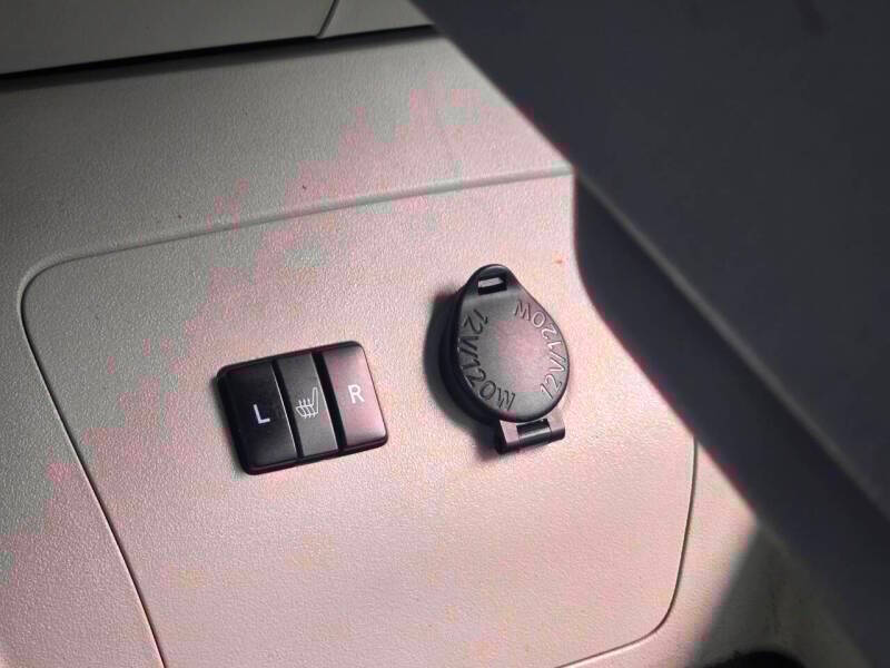 2014 Toyota Prius Four