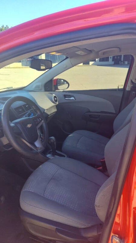 2014 Chevrolet Sonic LS Auto