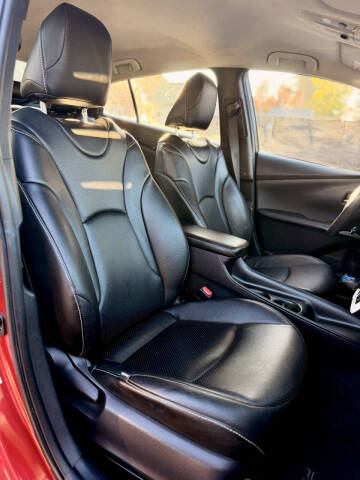 2017 Toyota Prius Three