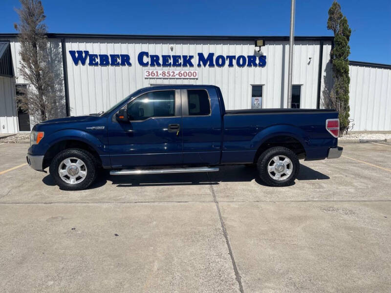 2010 Ford F-150 XL's photo