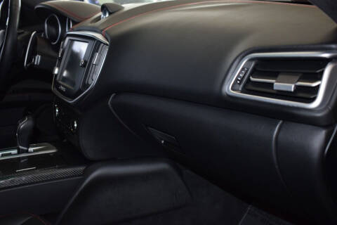 2016 Maserati Ghibli S