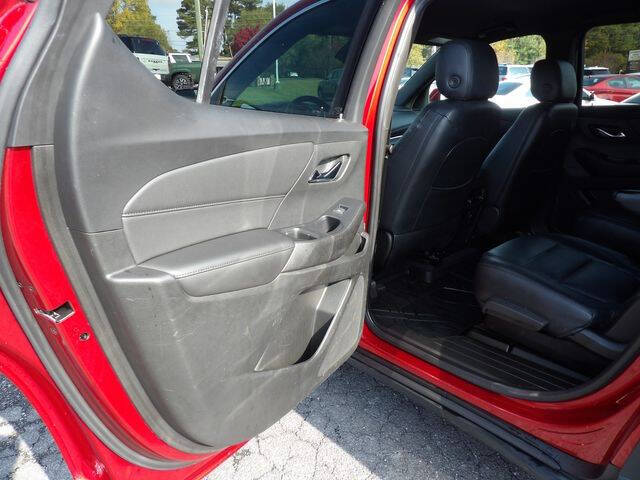 2022 Chevrolet Traverse LT Cloth