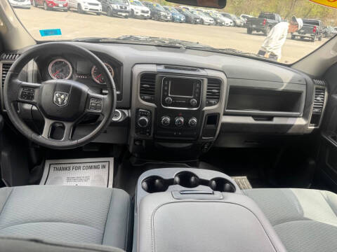 2017 RAM 1500 Express