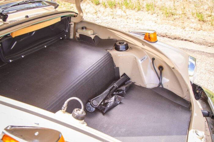 1974 Volkswagen Super Beetle