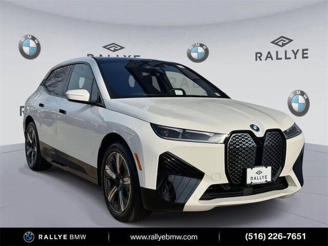 2025 BMW iX xDrive50