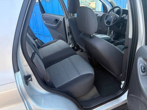 2007 Ford Escape XLS