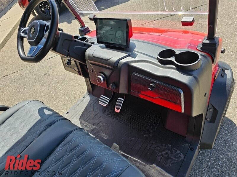 2025 Denago Nomad XL Plus