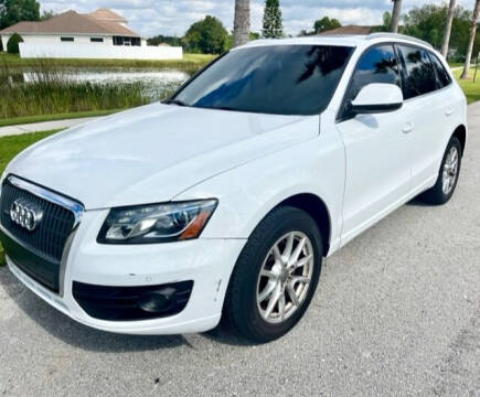 2011 Audi Q5 for sale at CLEAR SKY AUTO GROUP LLC in Land O Lakes FL