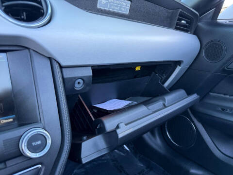 2015 Ford Mustang EcoBoost Premium