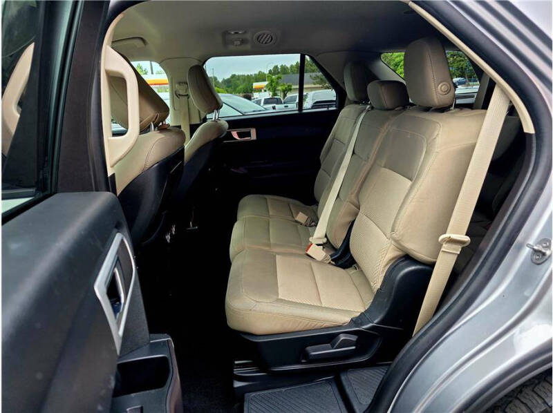 2020 Ford Explorer