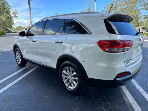 2017 Kia Sorento LX