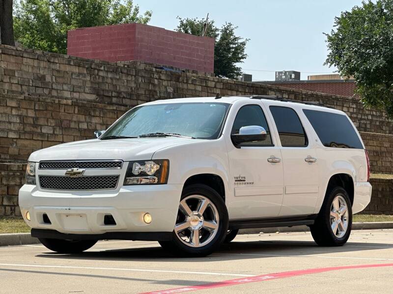 2011 Chevrolet Suburban for sale at Texas Select Autos LLC in Mckinney TX