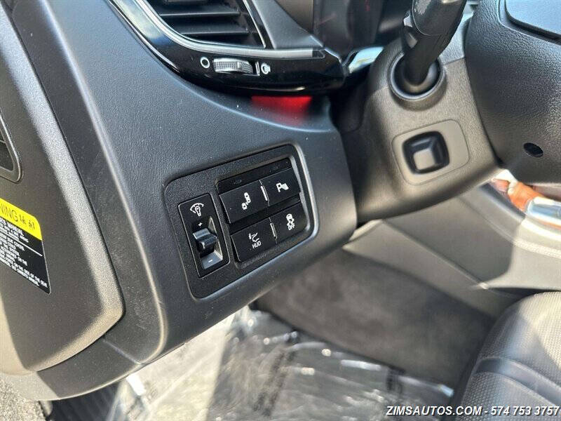 2015 Kia K900 Luxury