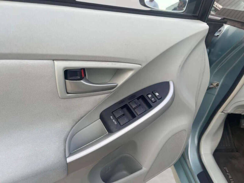 2015 Toyota Prius Two