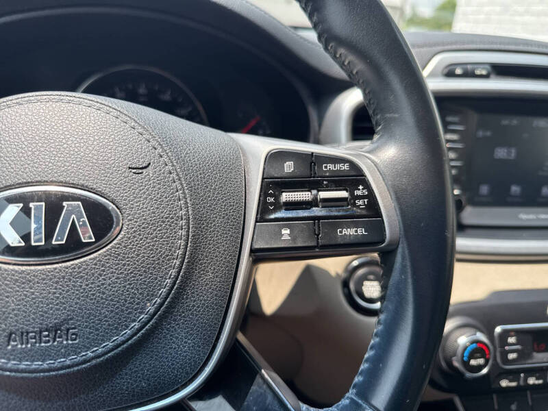 2019 Kia Sorento EX V6