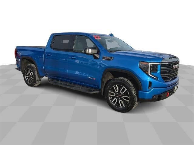 Used 2022 GMC Sierra 1500 AT4 with VIN 1GTPUEELXNZ534502 for sale in Waterloo, IA