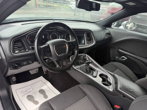 2018 Dodge Challenger SXT