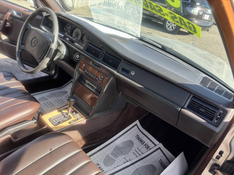 1988 Mercedes-Benz 190-Class 190 E 2.3