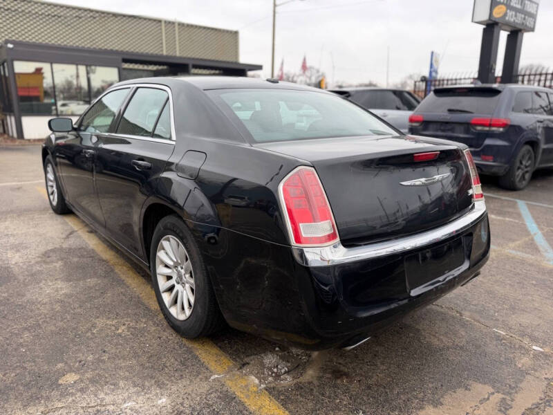 2013 Chrysler 300