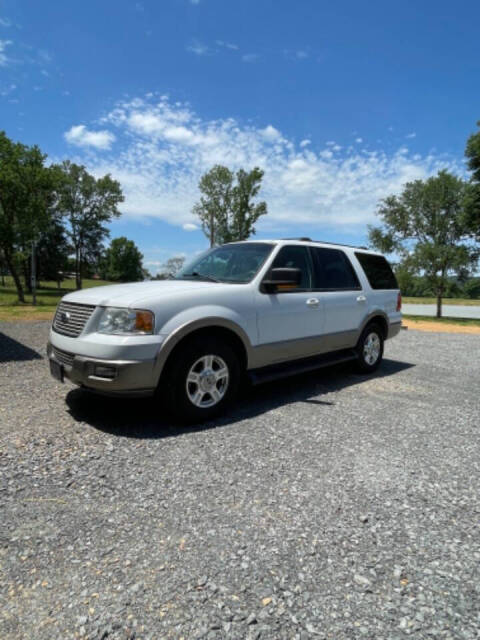 2003 Ford Expedition for sale at Cove Creek Motors LLC in Damascus, AR