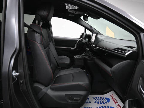 2025 Toyota Sienna XSE 7-Passenger