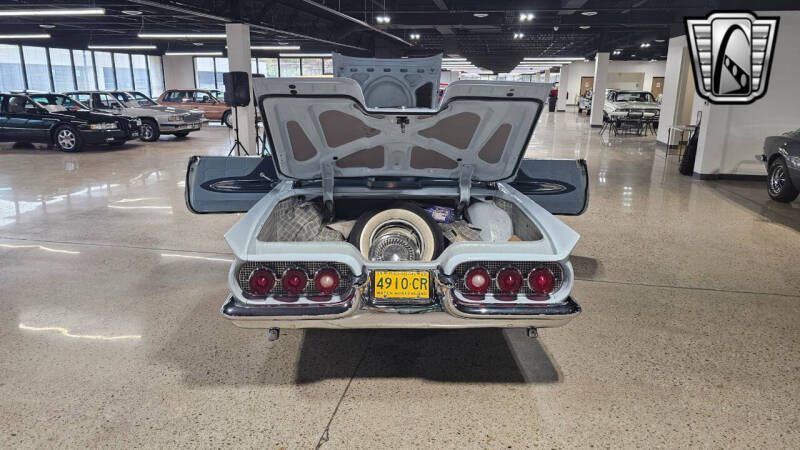 1960 Ford Thunderbird