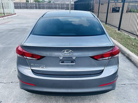 2018 Hyundai Elantra