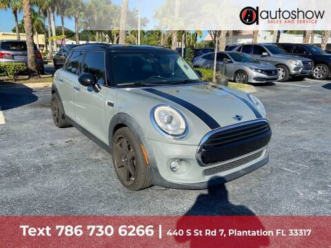 2017 MINI Hardtop 4 Door for sale at AUTOSHOW SALES & SERVICE in Plantation FL