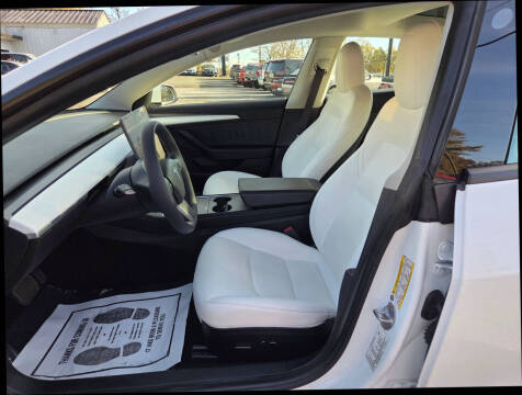 2021 Tesla Model 3 Standard Range Plus