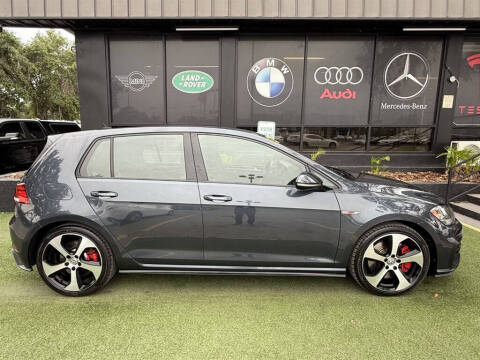 2020 Volkswagen Golf GTI S