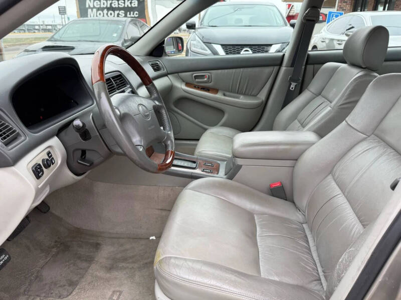 2001 Lexus ES 300