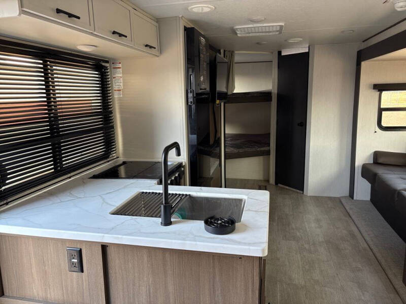 2026 Prime Time RV Avenger