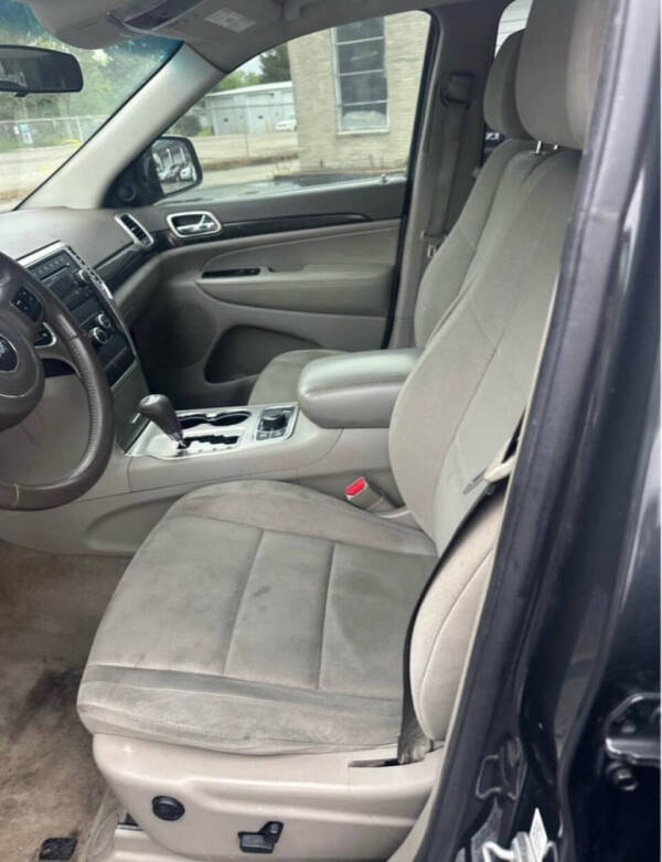 2011 Jeep Grand Cherokee Laredo