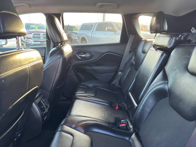 2020 Jeep Cherokee Altitude