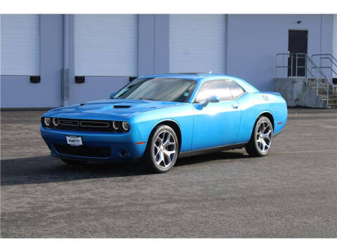 2015 Dodge Challenger SXT Plus