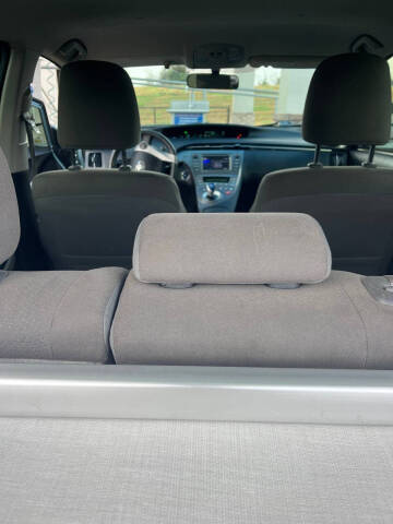 2015 Toyota Prius Three