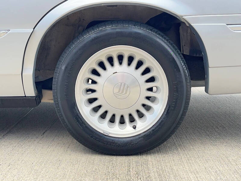 2001 Mercury Grand Marquis LS