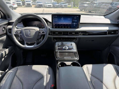 2021 Lincoln Nautilus Reserve