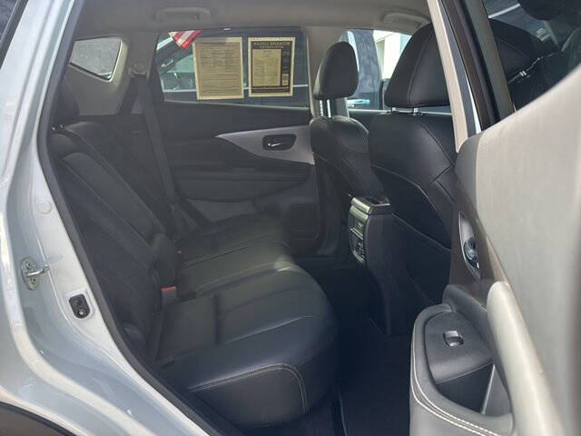 2023 Nissan Murano SV